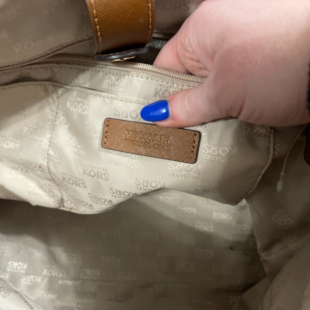 Michael Kors Tote - Picture 4 of 6